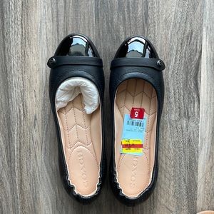 COACH FLATS